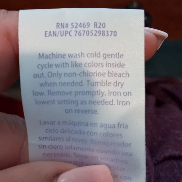 Secret Treasures sleep wear top - Picture 6 of 6